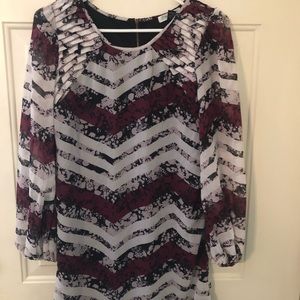 Woman’s dress size small